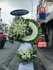 đám tang nên dùng hoa gì 